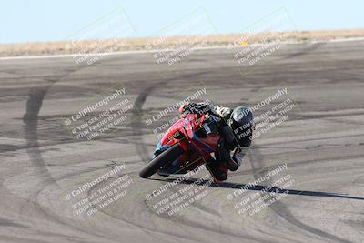 media/Jan-15-2026-Racers Edge (Thu) [[dfebeb70ab]]/3-B Group/Session 2 (Bowl Exit)/